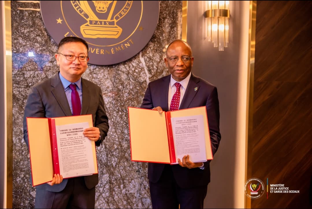 RDC–Chine : signature d’un accord pour l’attribution d’un bâtiment destiné au tribunal mobile pour enfants