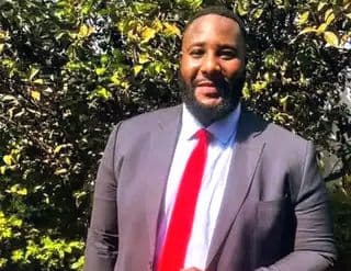 Cette arrestation de Béni Mukena a été rendue possible grâce à une opération conjointe des services de sécurité et d’interpol.