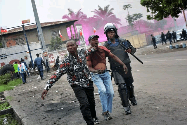 Masina : tensions lors d’une manifestation de l’opposition contre le changement de la Constitution